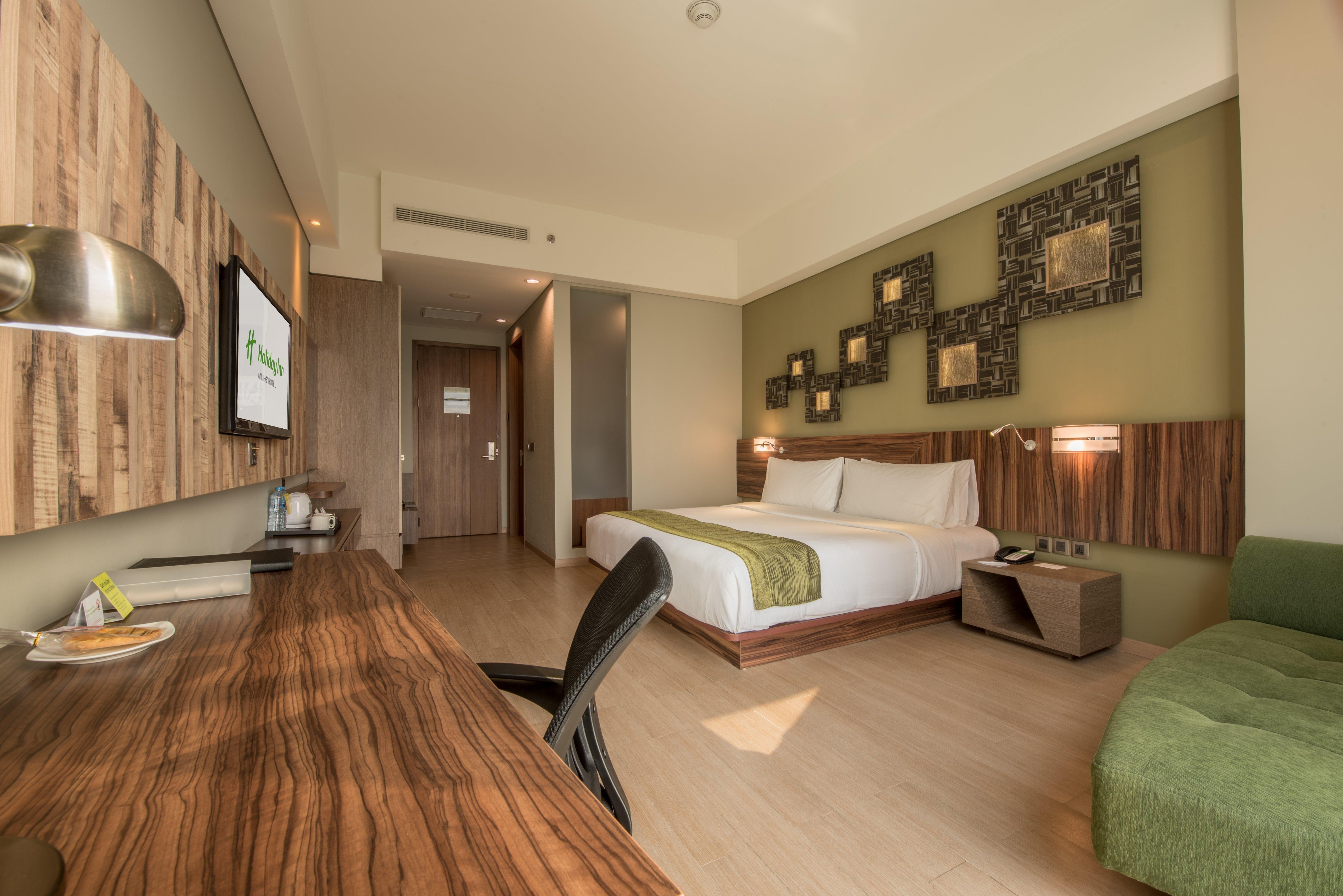 Holiday Inn Cikarang Jababeka By Ihg Exterior photo