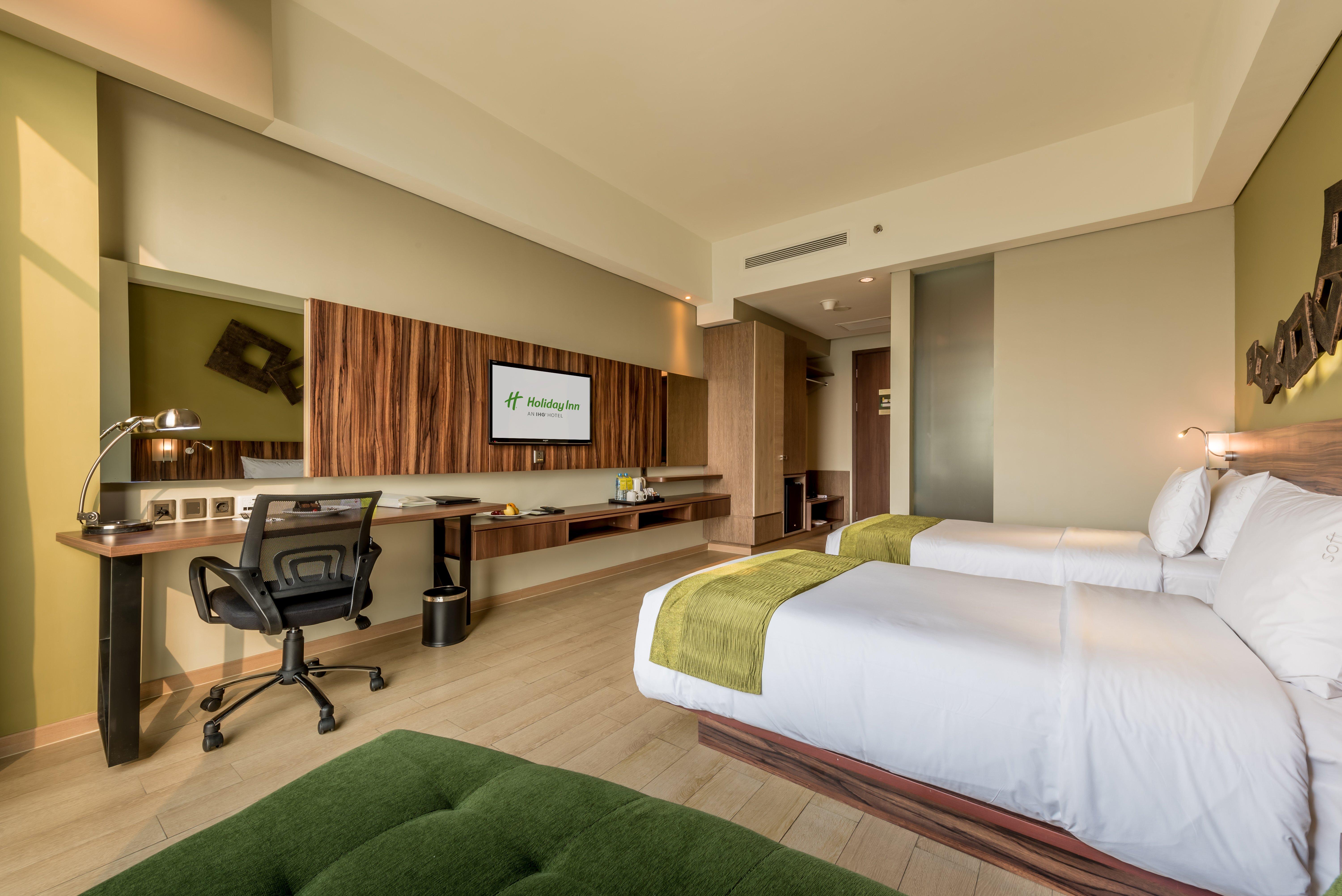 Holiday Inn Cikarang Jababeka By Ihg Exterior photo