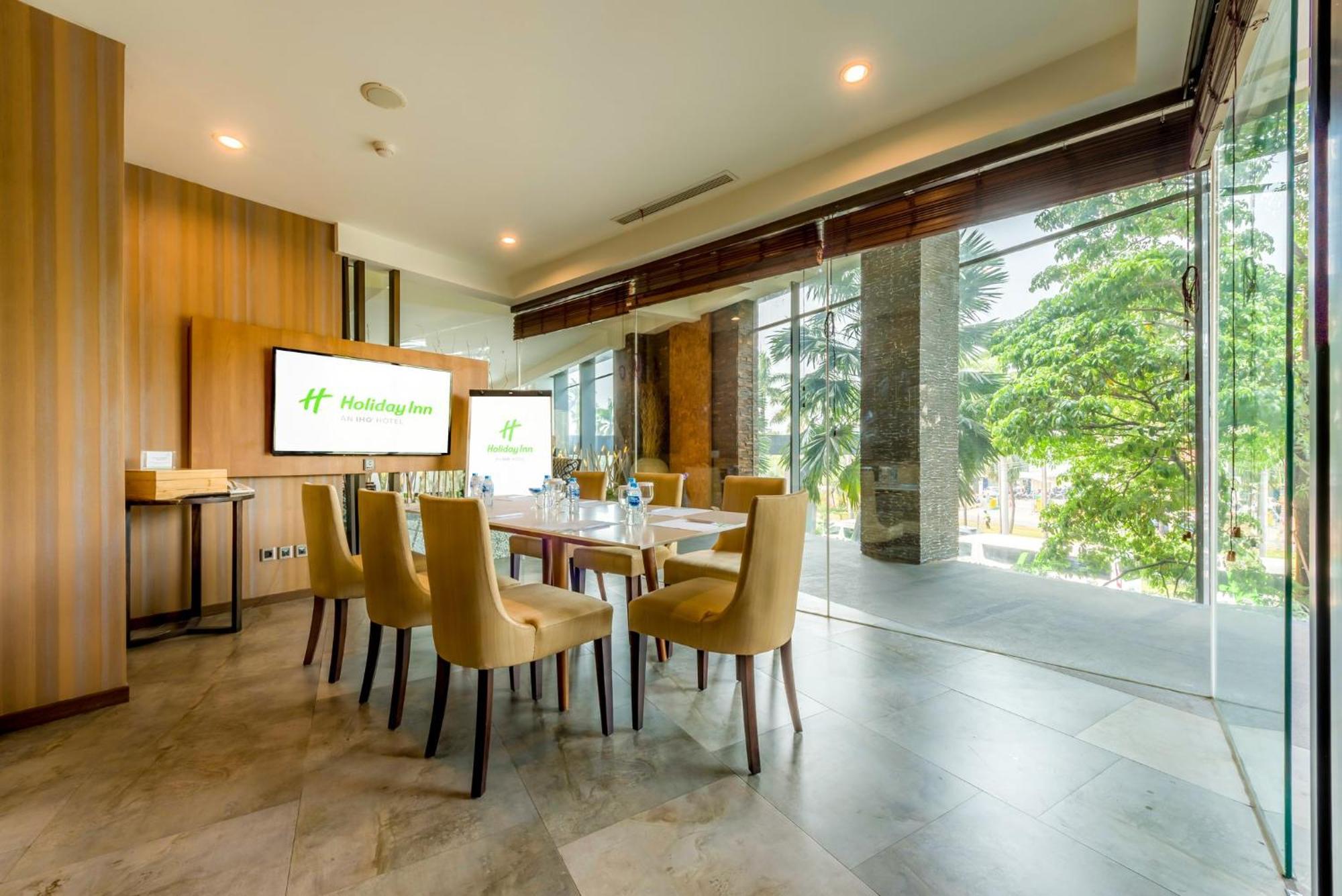 Holiday Inn Cikarang Jababeka By Ihg Exterior photo
